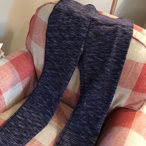 GAP Pants - Gapfit Gfit leggings size large GAP Pants - Gapfit Gfit leggings size large